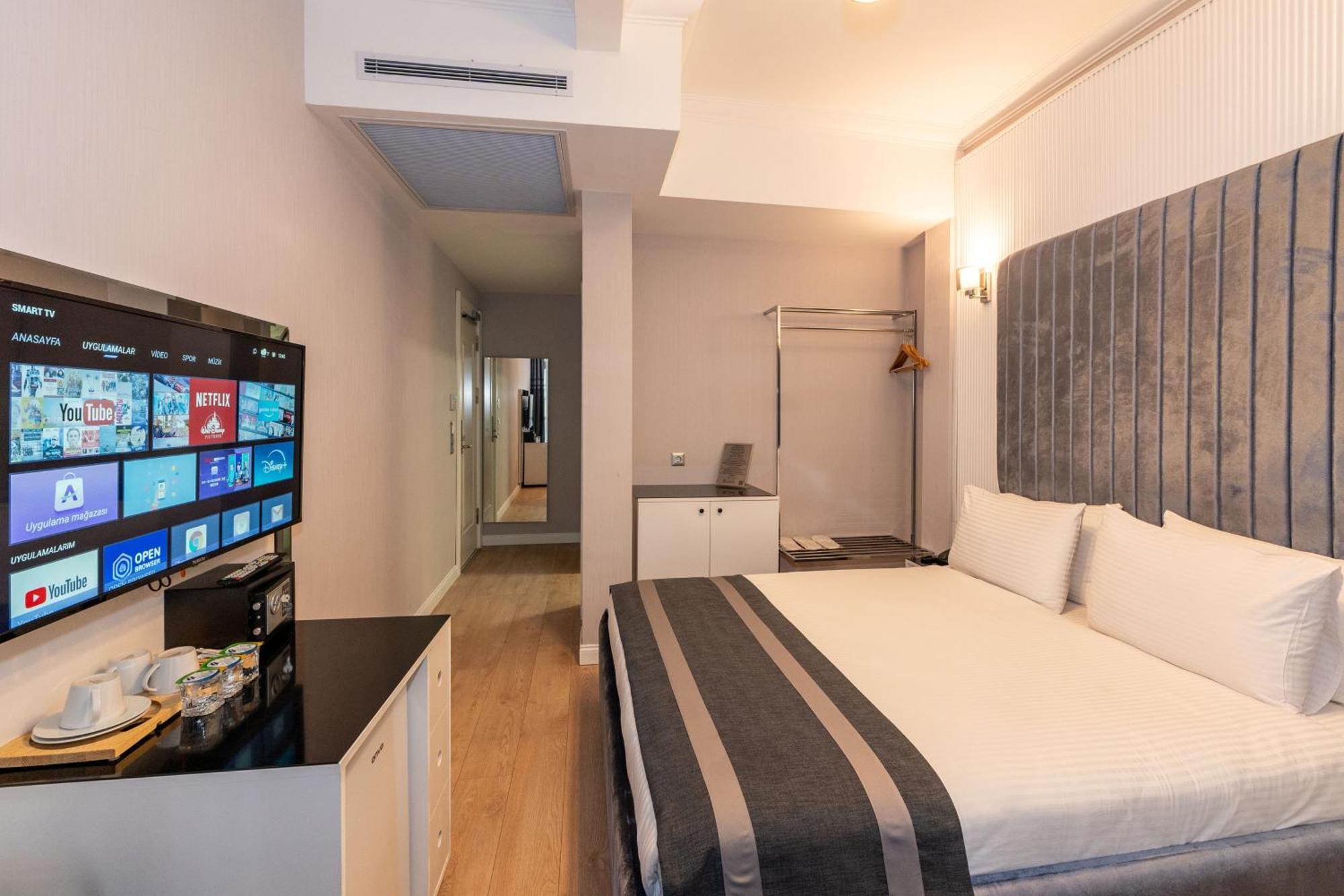 The Now Hotel Istanbul Exterior photo